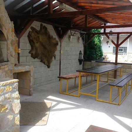 U Myslivce Kamenicky Senov Exterior foto